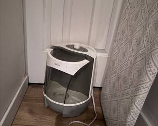 Humidifier, ironing board