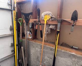 Lawn tools