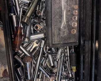 Socket wrenches
