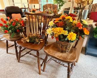 kitchen chairs and silk flowers