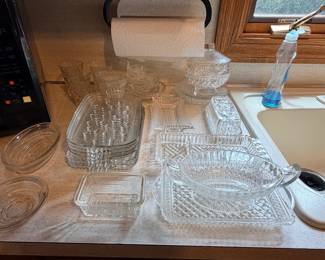 serving dishes