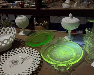 Uranium glass