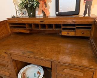 #38 Oak Roll top Desk (comes apart) w/ rolling desk chair $200.00
