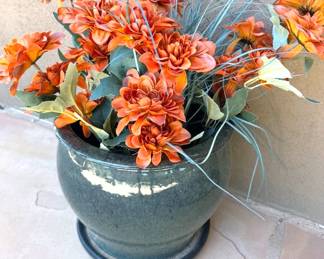 Planter pots