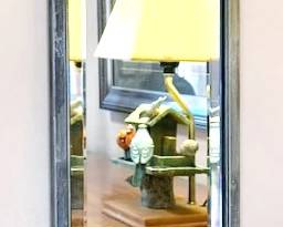 Wall mirror