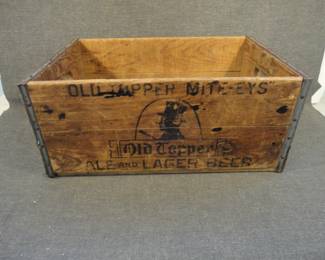 Vintage Old Topper Wooden Case