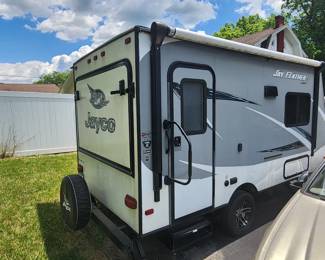 2016 Jayco Jay Feather 16' 16XRB