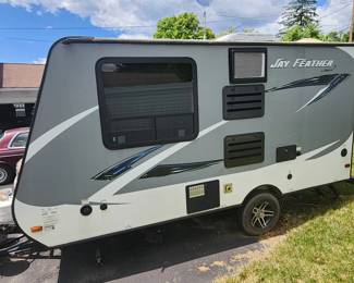 2016 Jayco Jay Feather 16' 16XRB