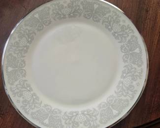Lenox Snow Lily