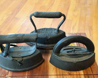 (3) Cast Iron Sad Irons Feat The Best