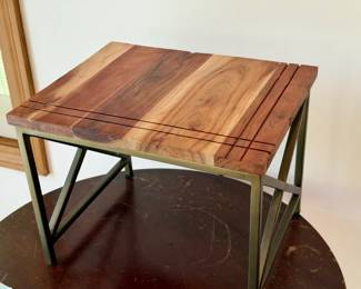 Steve Silver Style Side Table