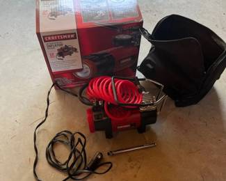Craftsman .60 SCFM @ 30 PSI Inflator 12 volt