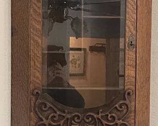 wall cabinet