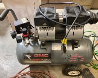 QUIET AIR COMPRESSOR