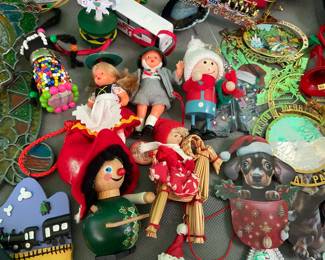 VINTAGE CHRISTMAS ORNAMNETS
