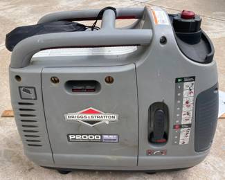 B& S P2000 PORTABLE INVERTER GENERATOR
