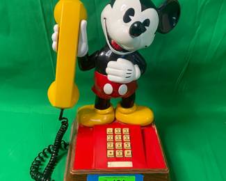 VNTG MICKEY MOUSE PUSH BUTTON TELEPHONE
