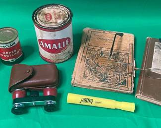 VINTAGE COLLECTIBLES
