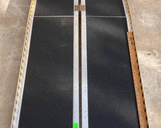 FOLDING ALUMINUM RAMP