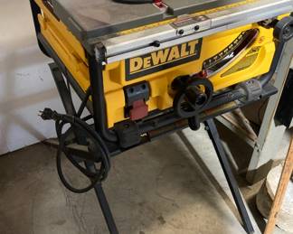 DEWALT TABLE SAW