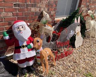 CHRISTMAS DECOR