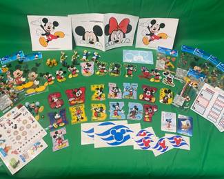 DISNEY EMBROIDERED PATCHES /VINYL STICKERS/ FIGURINES/CARDS