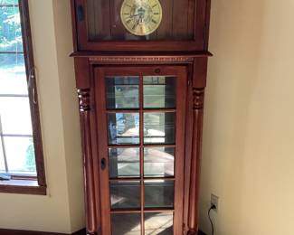 Thomas Kinkade (Painter of Light) Display Cabinet