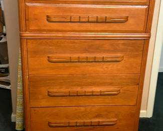 vintage chest of drawers, good shape 