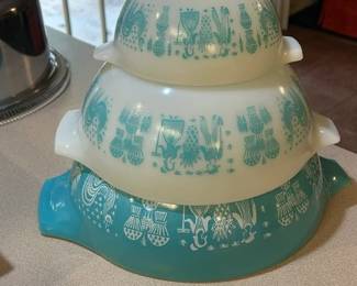 Rare Pyrex bowls 