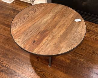 F6 - $175. Pottery Barn "Blaine" Bunching Table / Adjustable Coffee Table. Measures 31.5" wide x 16 - 28" tall. 
