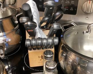 Hinkle Knife Set