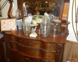 Side Board