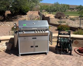 Sandy EGrill