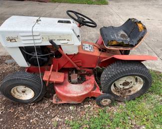 Riding Lawnmower (parts)