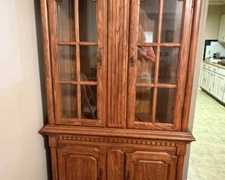 China hutch OAK