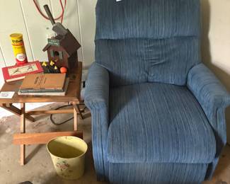 Electric lift chair.
