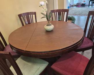 Stickley table and 6 chairs