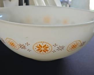Town  Country Mixing Bowl