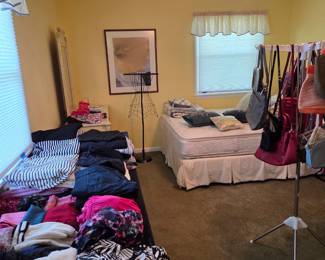 Bedroom1-2