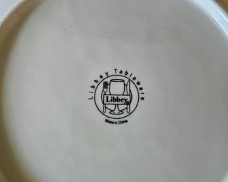 Libbey Snowflake Dinnerware, Piece Set third image