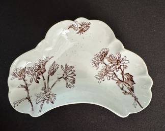 Chrysanthemum Dish