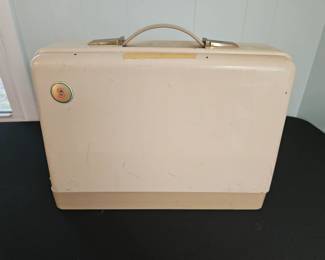 Singer A SlantOMatic Sewing Machine third image