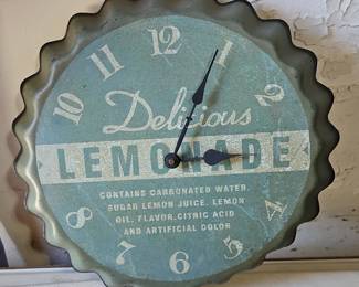 Delicious Lemonade Bottle Cap Clock