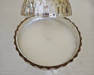 Illume Mercury Ornament Candle second image