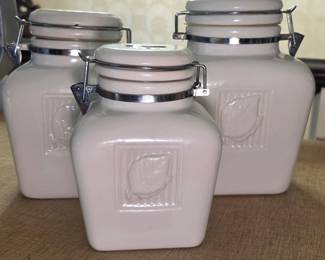 Cannisters