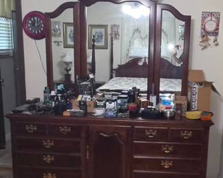 Thomasville dresser