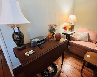 Drop leaf table, BOSE radio, and CD player