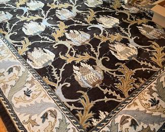 Room size wool area rug
