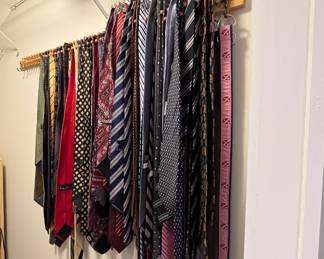 Namebrand men’s ties