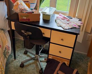 Small desk